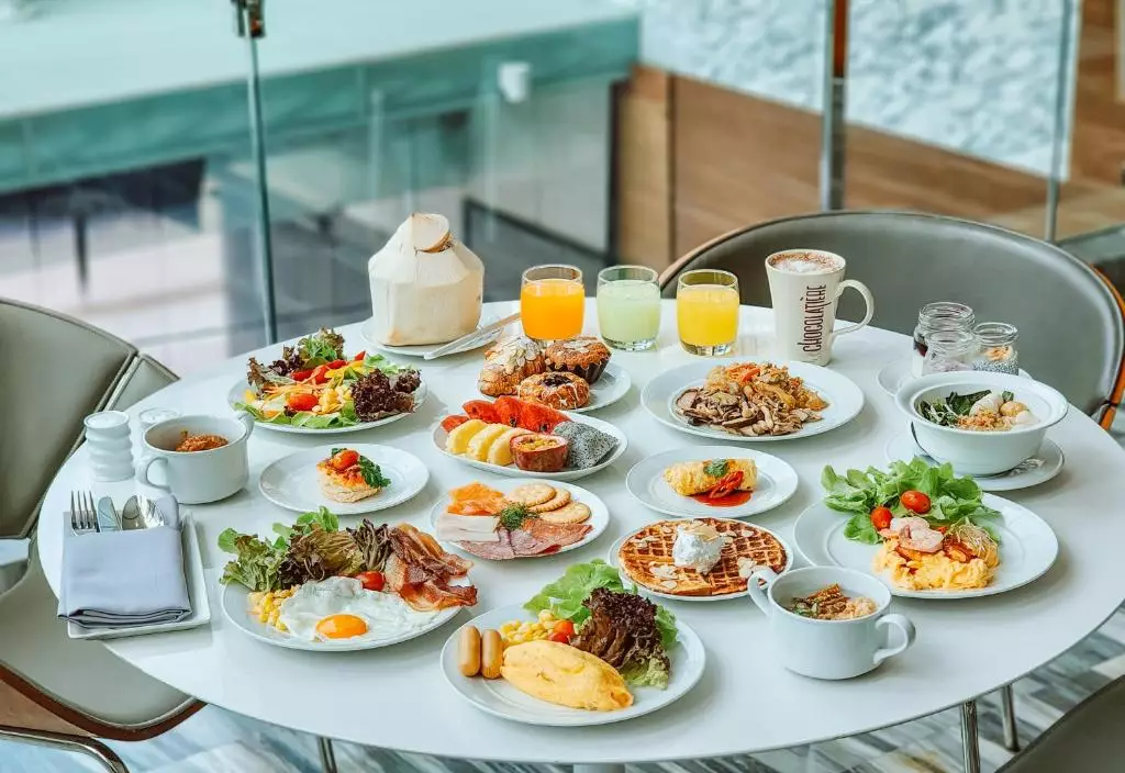 صبحانه هتل لمریدین بانکوک